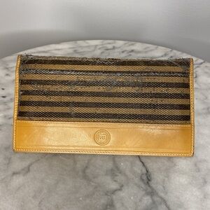 VTG Fendi in need of some TLC!